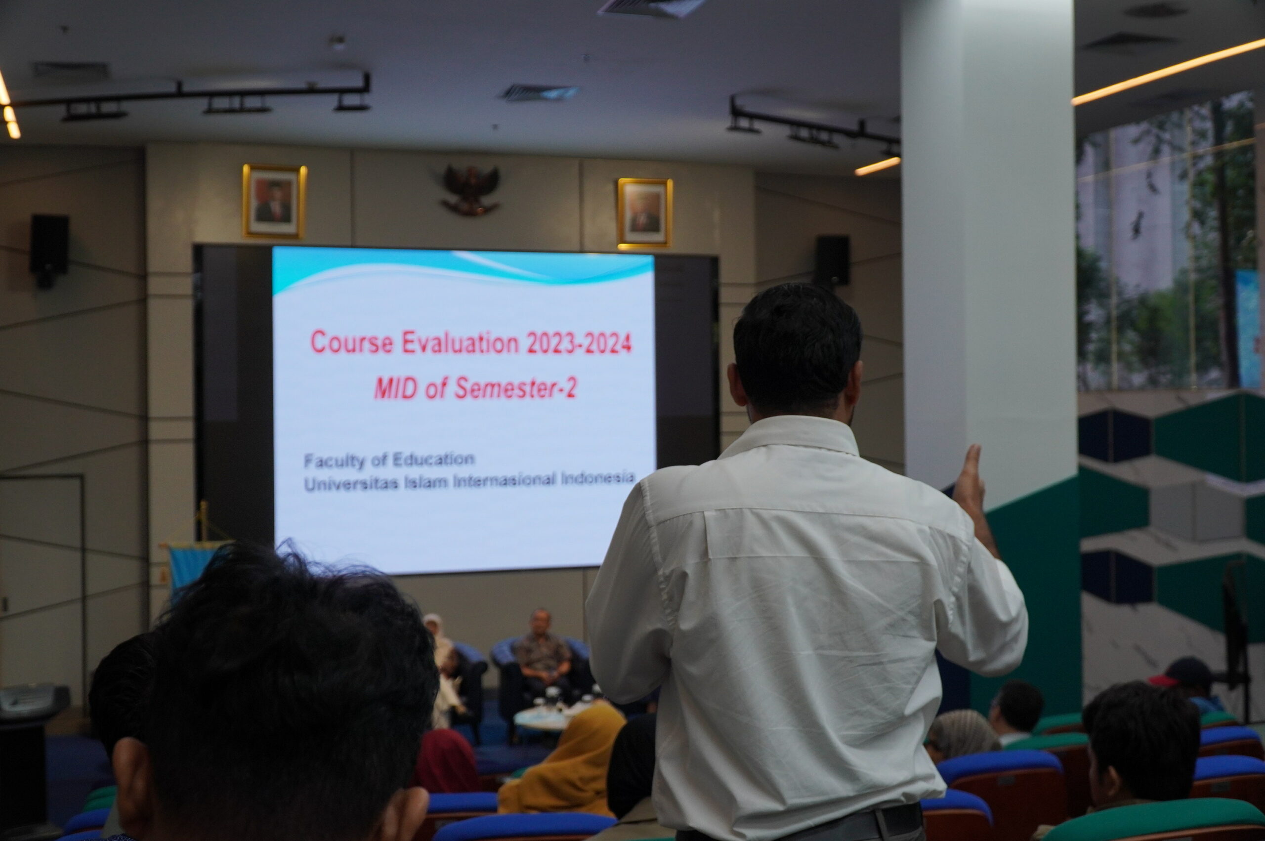 Mid Level Course Course Evaluation: Mid Semester 2023/2024 - Faculty of Education